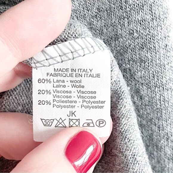 Brandy Melville Sweater V-Neck Gray Wool Blend Women's One Size Lightweight - Picture 3 of 7